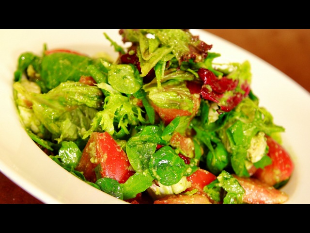 Рады представить вашему вниманию наш новый видео-рецепт: Салат с теплой курицей.