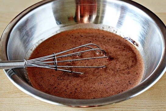 Шоколадный кекс в кружке за 5 минут 