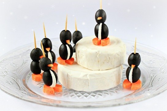 Пингвинчики из оливок с сыром