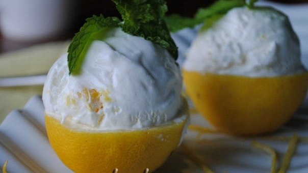 Мороженое с йогуртом и лимоном 