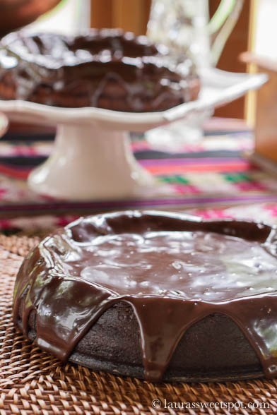 Мексиканский шоколадный торт без муки.