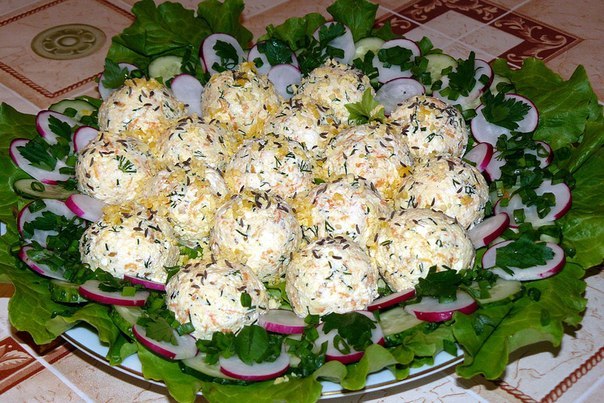 Творожные крокеты с овощным салатом