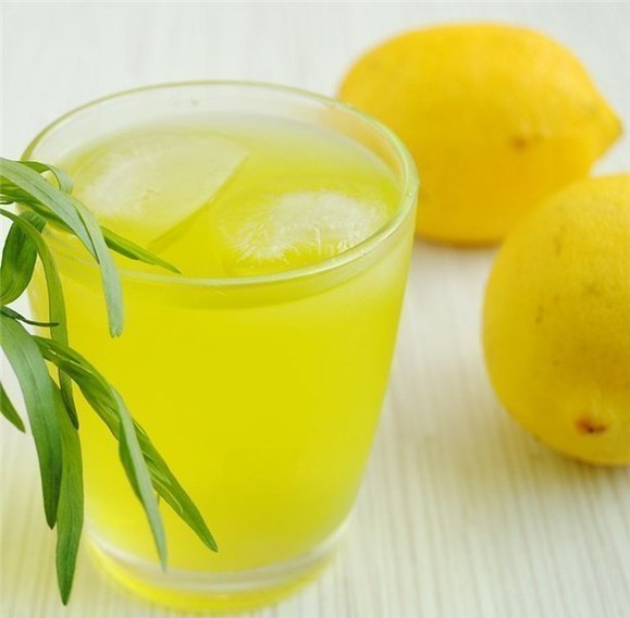 Лимонный напиток с мятой